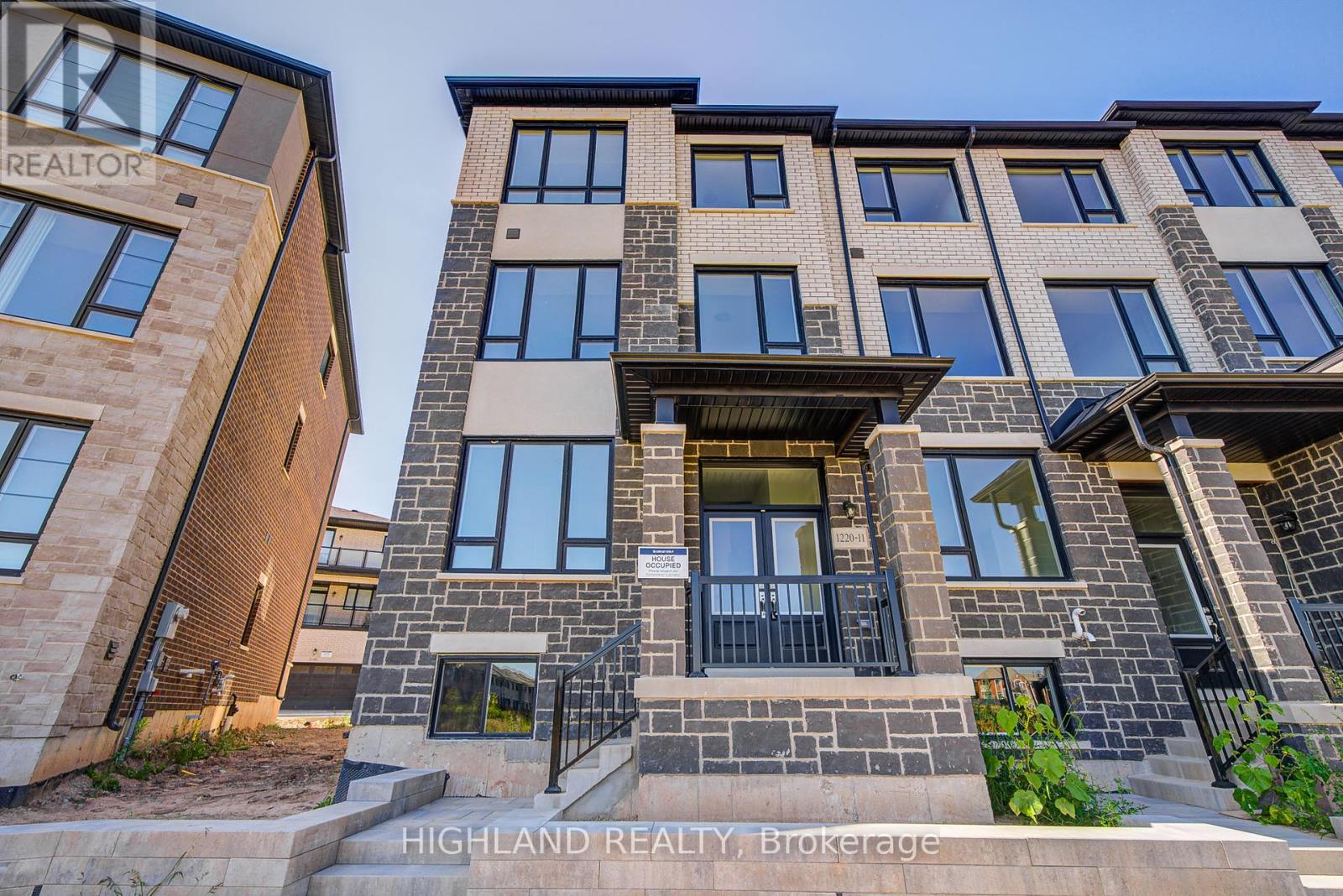 11 - 1220 DARTMOUTH CRESCENT, Oakville, Ontario