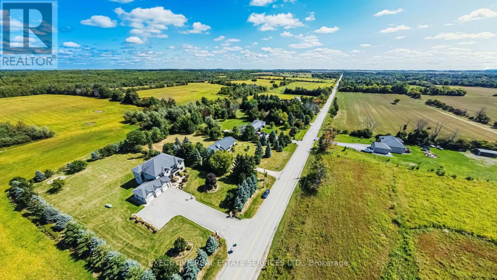 18819 Kennedy Road, Caledon, Ontario  L7K 1Y8 - Photo 2 - W12400884