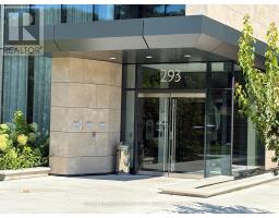 109 - 293 THE KINGSWAY, Toronto, Ontario
