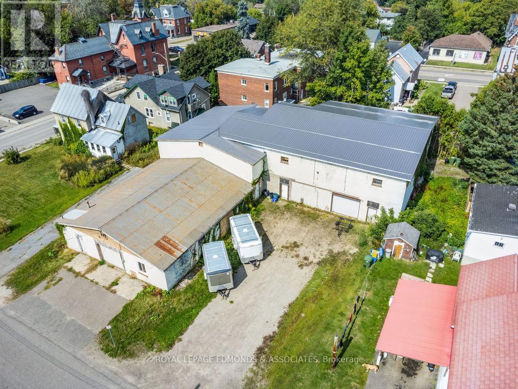 381 SUPPLE STREET, Pembroke, Ontario