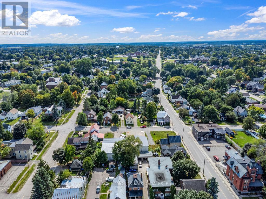 381 Supple Street, Pembroke, Ontario  K8A 3H7 - Photo 10 - X12400982