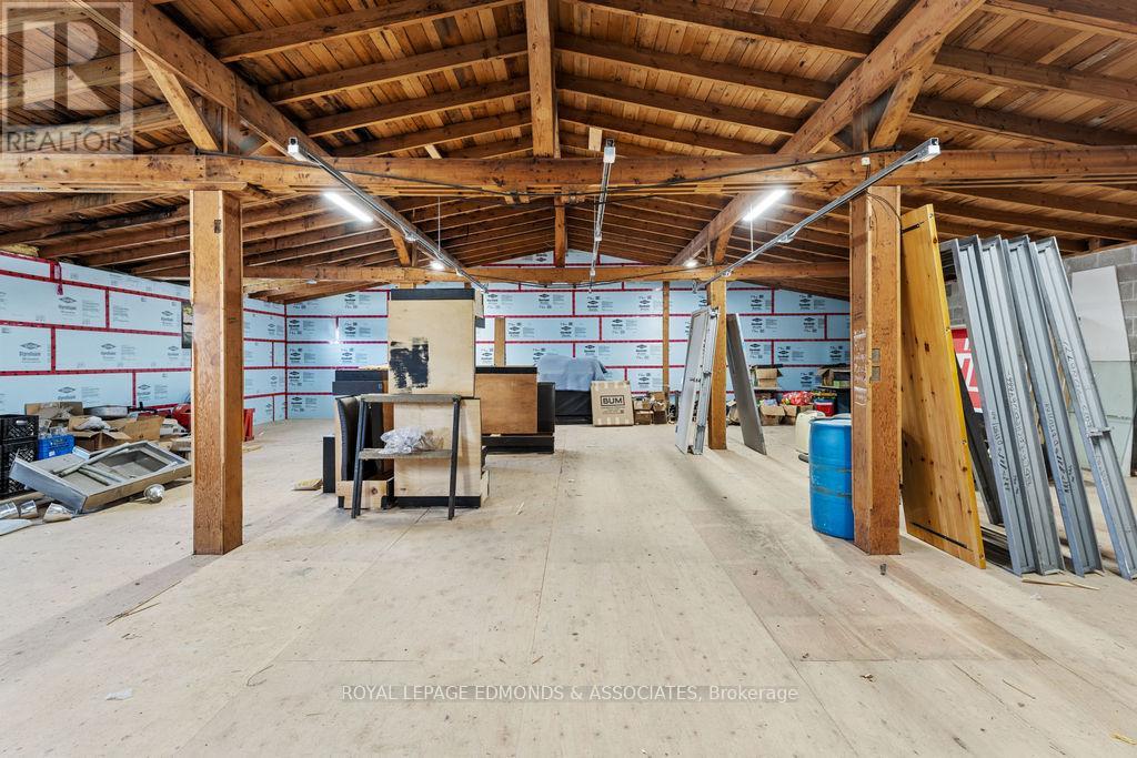 381 Supple Street, Pembroke, Ontario  K8A 3H7 - Photo 16 - X12400982