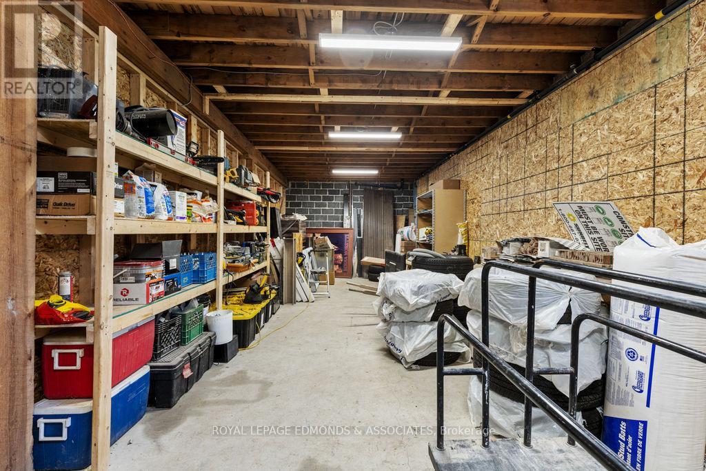 381 Supple Street, Pembroke, Ontario  K8A 3H7 - Photo 28 - X12400982
