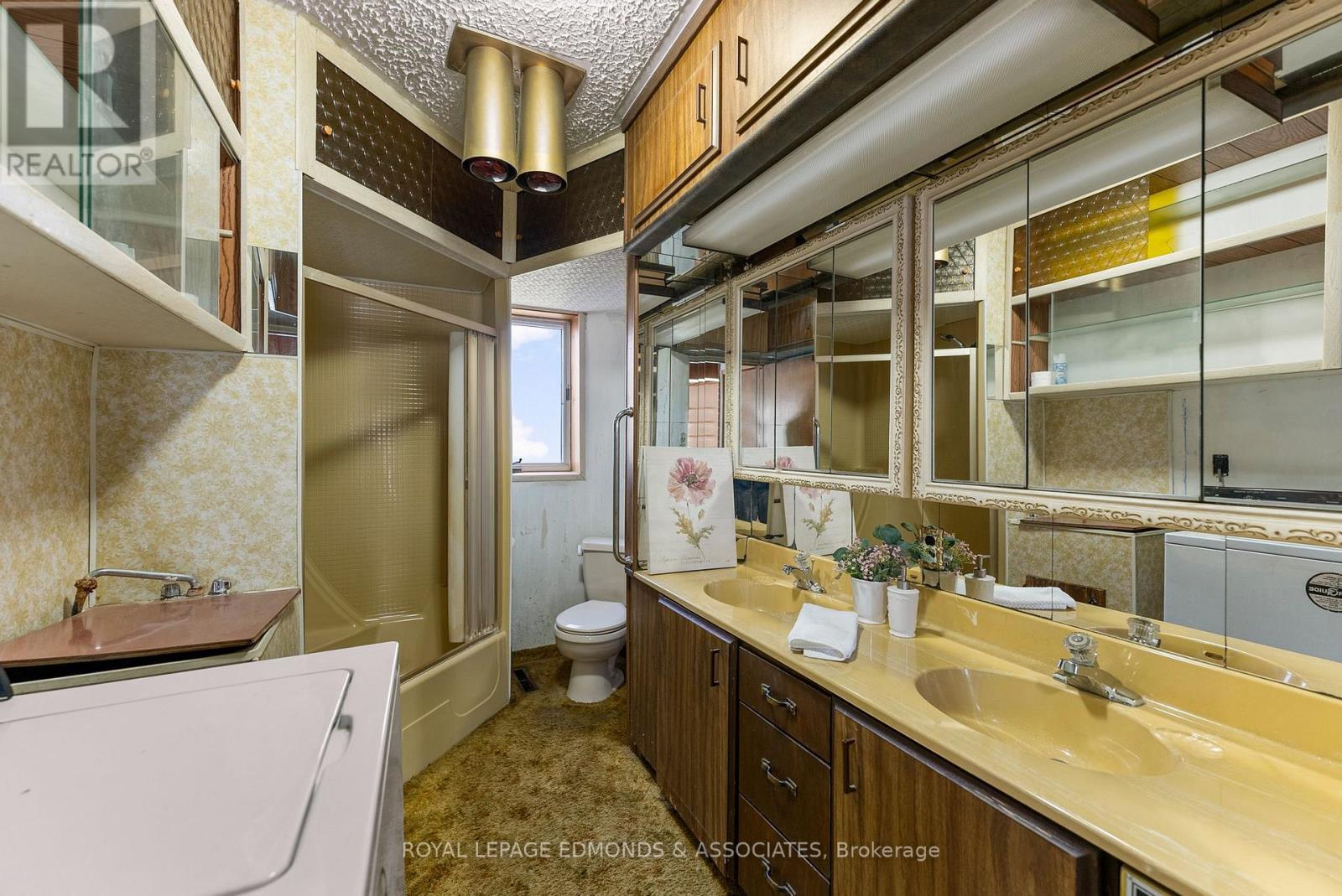87 Cobble Stone Lane, Whitewater Region, Ontario  K0J 1K0 - Photo 19 - X12401072