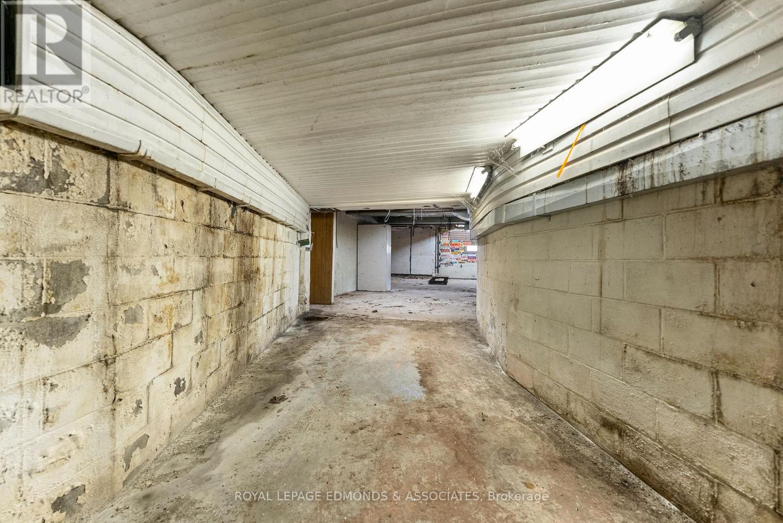 87 Cobble Stone Lane, Whitewater Region, Ontario  K0J 1K0 - Photo 30 - X12401072
