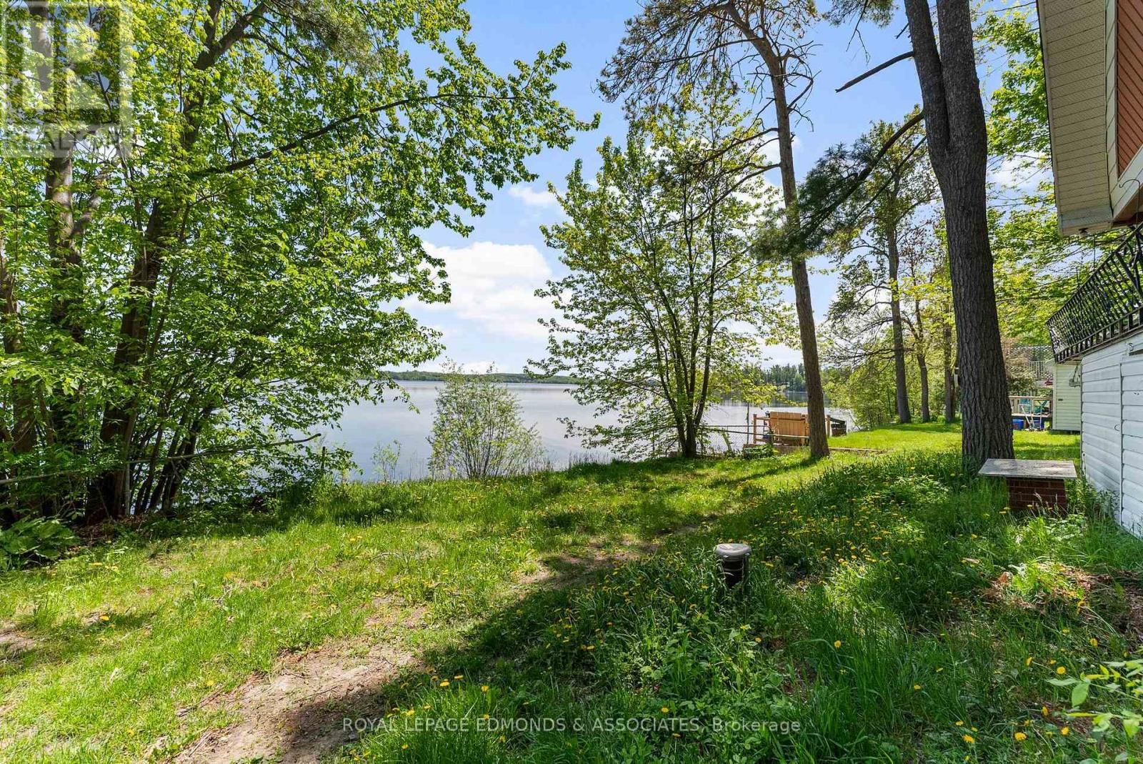 87 Cobble Stone Lane, Whitewater Region, Ontario  K0J 1K0 - Photo 34 - X12401072