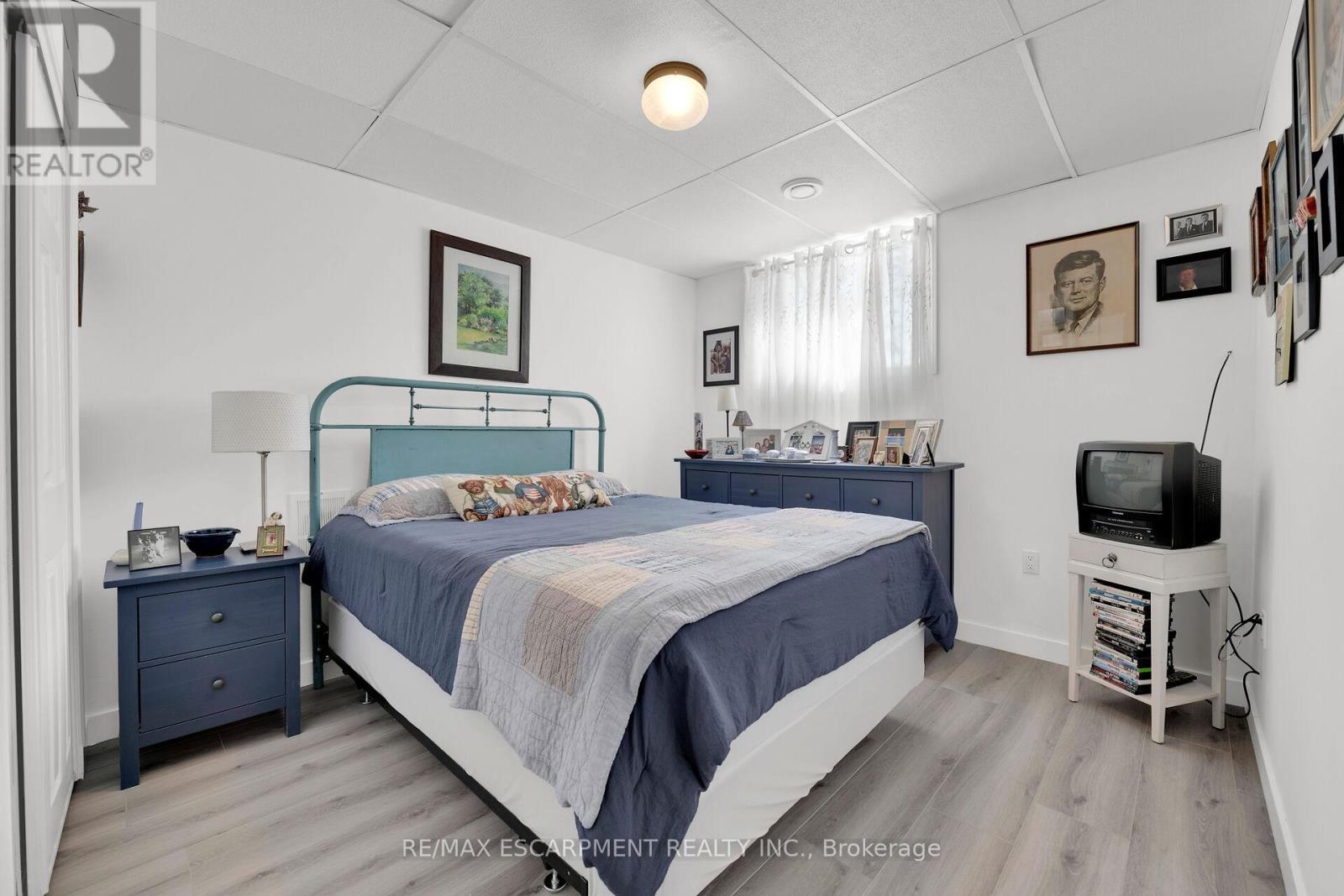 1645 Lakeshore Road, Haldimand, Ontario  N0A 1P0 - Photo 30 - X12400917