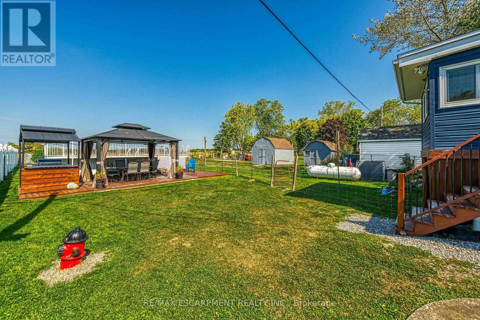 1645 Lakeshore Road, Haldimand, Ontario  N0A 1P0 - Photo 32 - X12400917