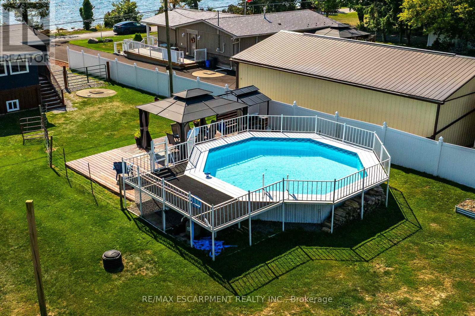 1645 Lakeshore Road, Haldimand, Ontario  N0A 1P0 - Photo 37 - X12400917
