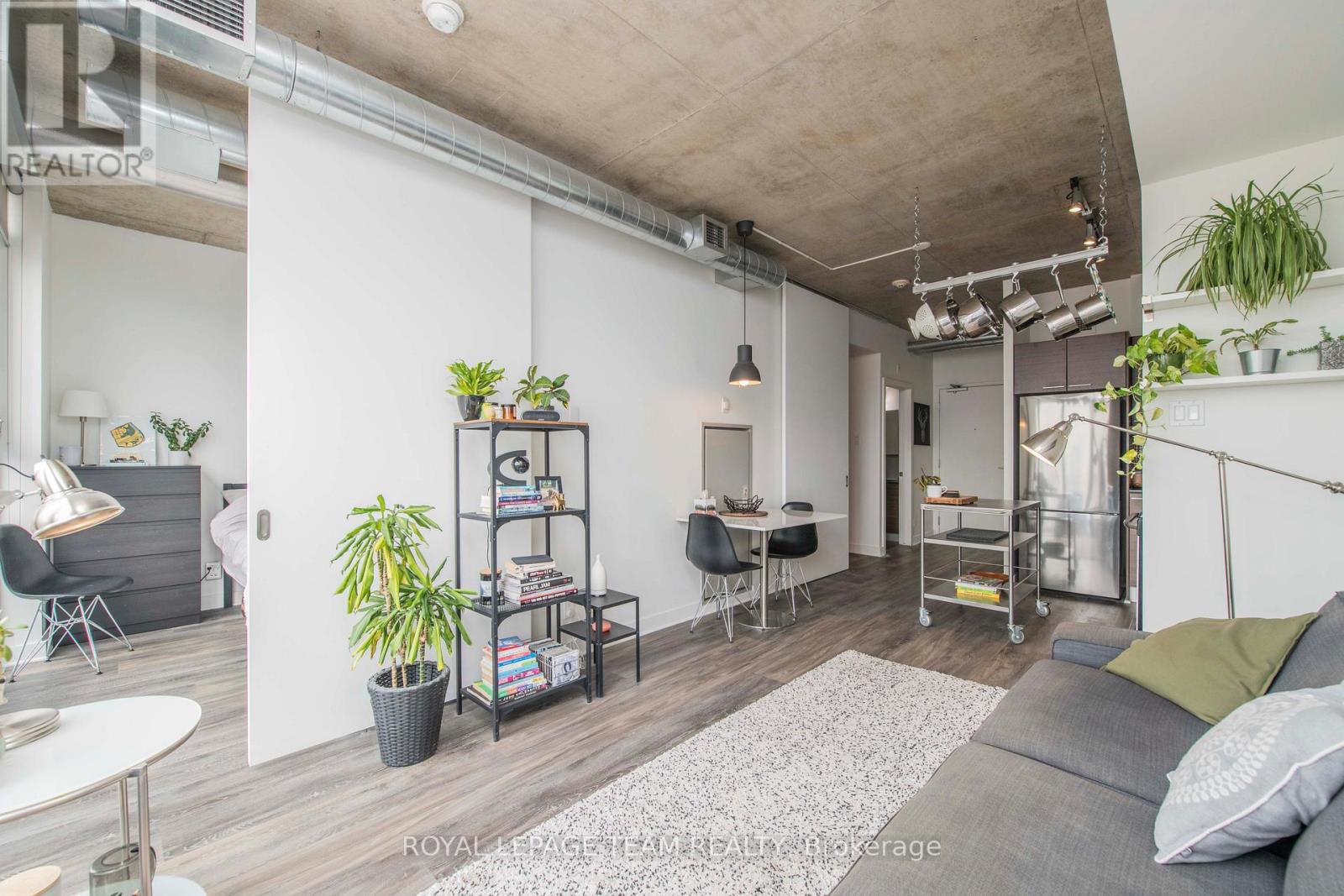 813 - 354 Gladstone Avenue, Ottawa, Ontario  K2P 0R4 - Photo 13 - X12401011