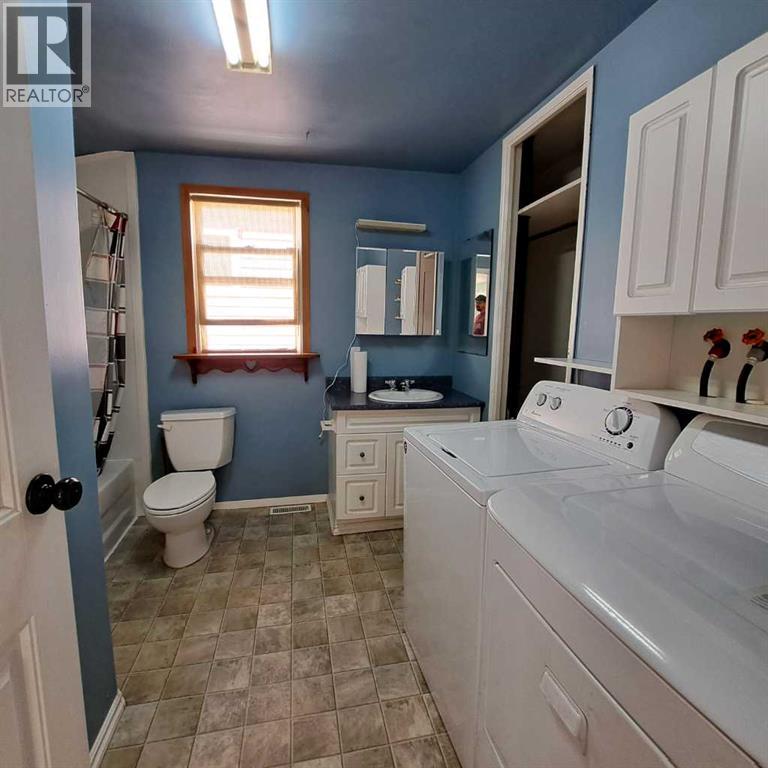 5308 49th Avenue, Lloydminster, Saskatchewan  S9V 0V1 - Photo 7 - A2256719