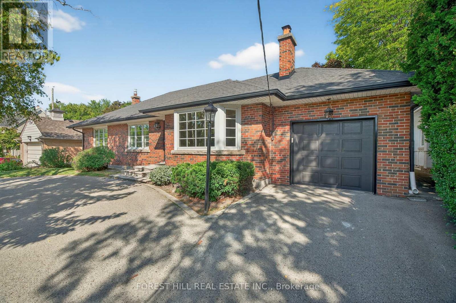 530 Blythwood Road, Toronto, Ontario  M4N 1B3 - Photo 3 - C12400965