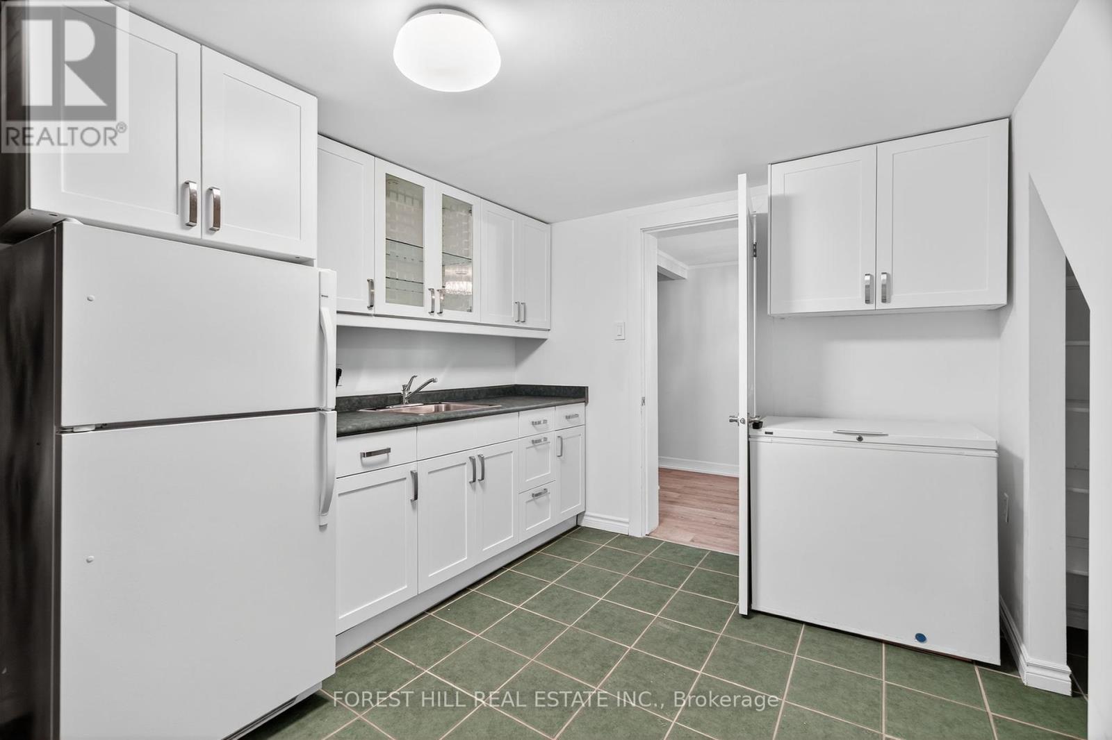 530 Blythwood Road, Toronto, Ontario  M4N 1B3 - Photo 34 - C12400965