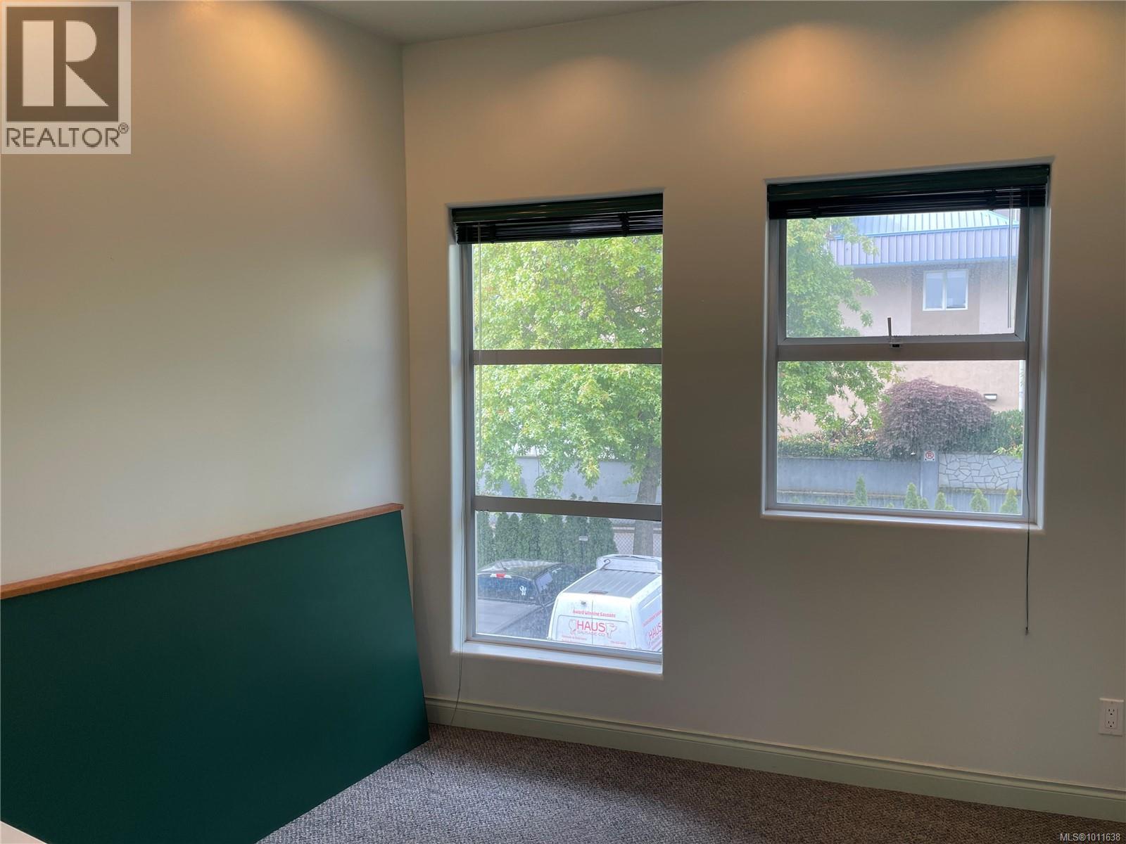 3 515 Dupplin Rd, Saanich, British Columbia  V8Z 1C2 - Photo 8 - 1011638