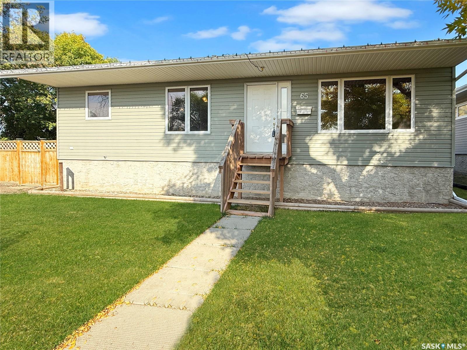 Lorem Ipsum Dolor S, Qu'appelle, Saskatchewan  S0G  - Photo 1 - DEMO28857076