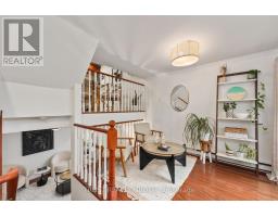 32 - 41 Battenberg Avenue, Toronto (Woodbine Corridor), Ca