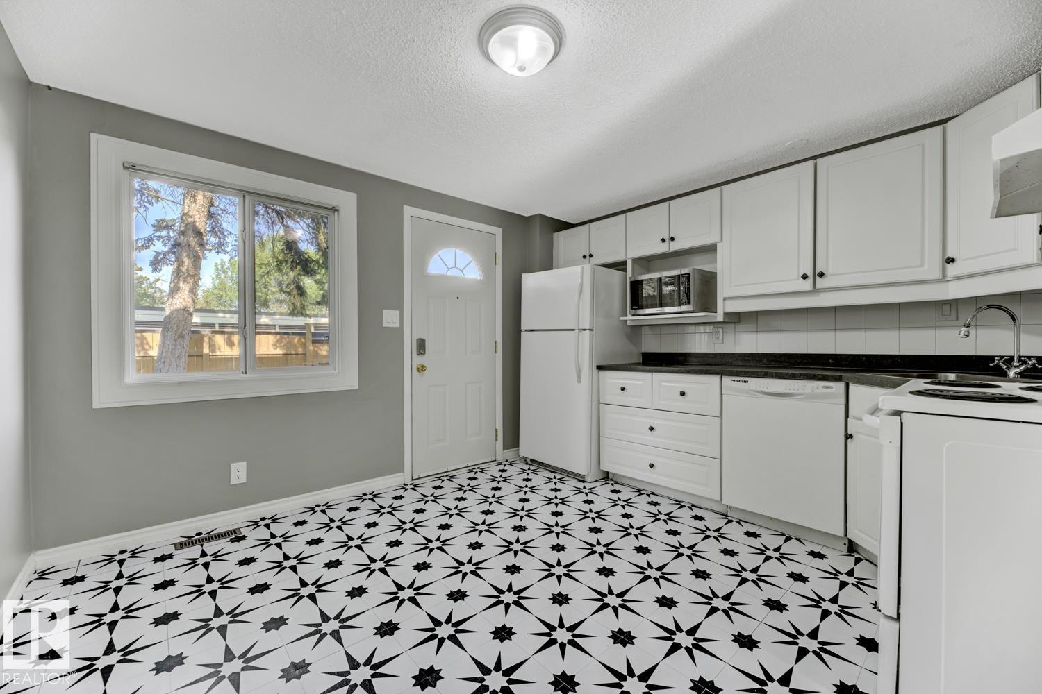 283 Ridgewood Tc, St. Albert, Alberta  T8N 0E9 - Photo 16 - E4457566