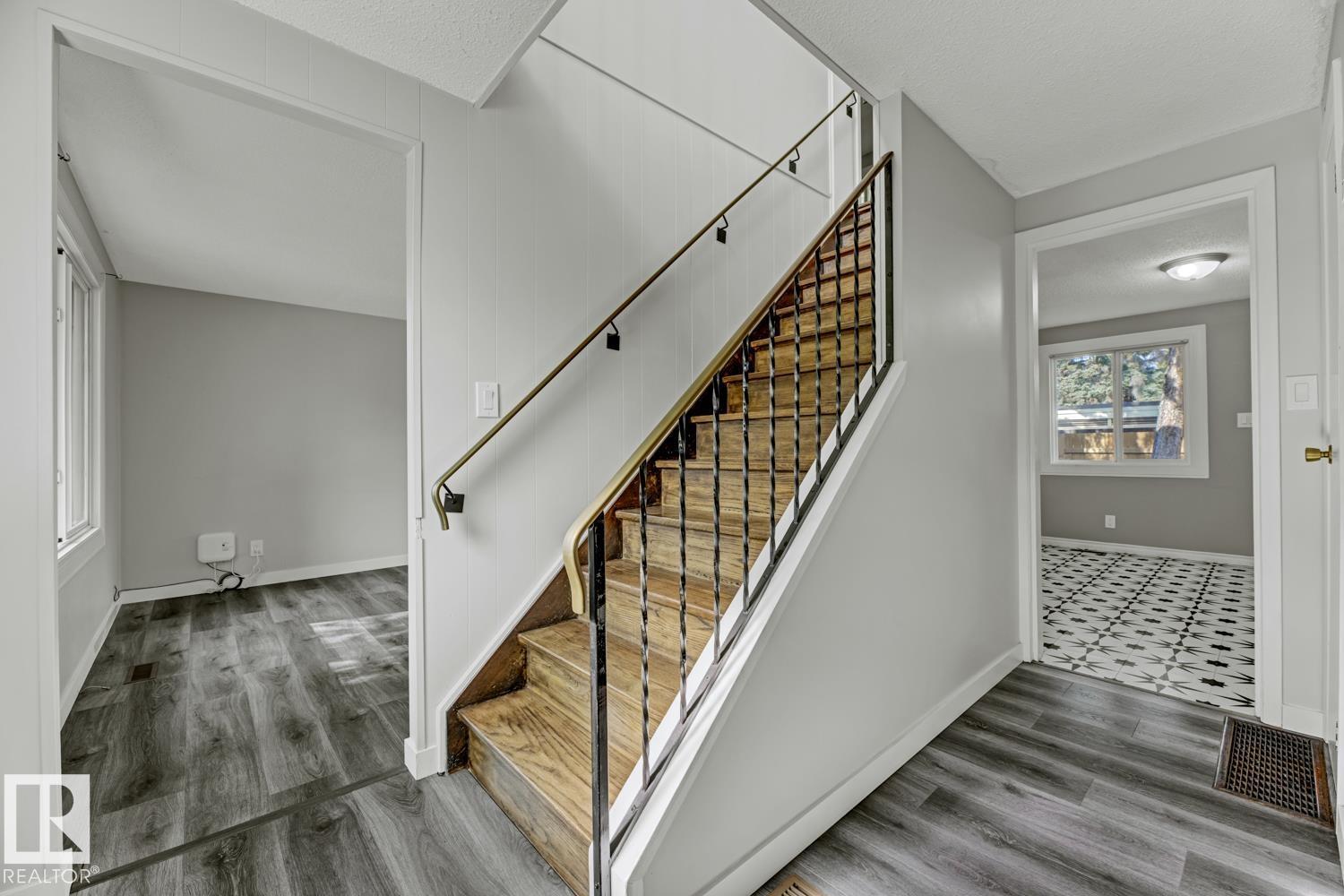Property at 283 RIDGEWOOD TC image 5
