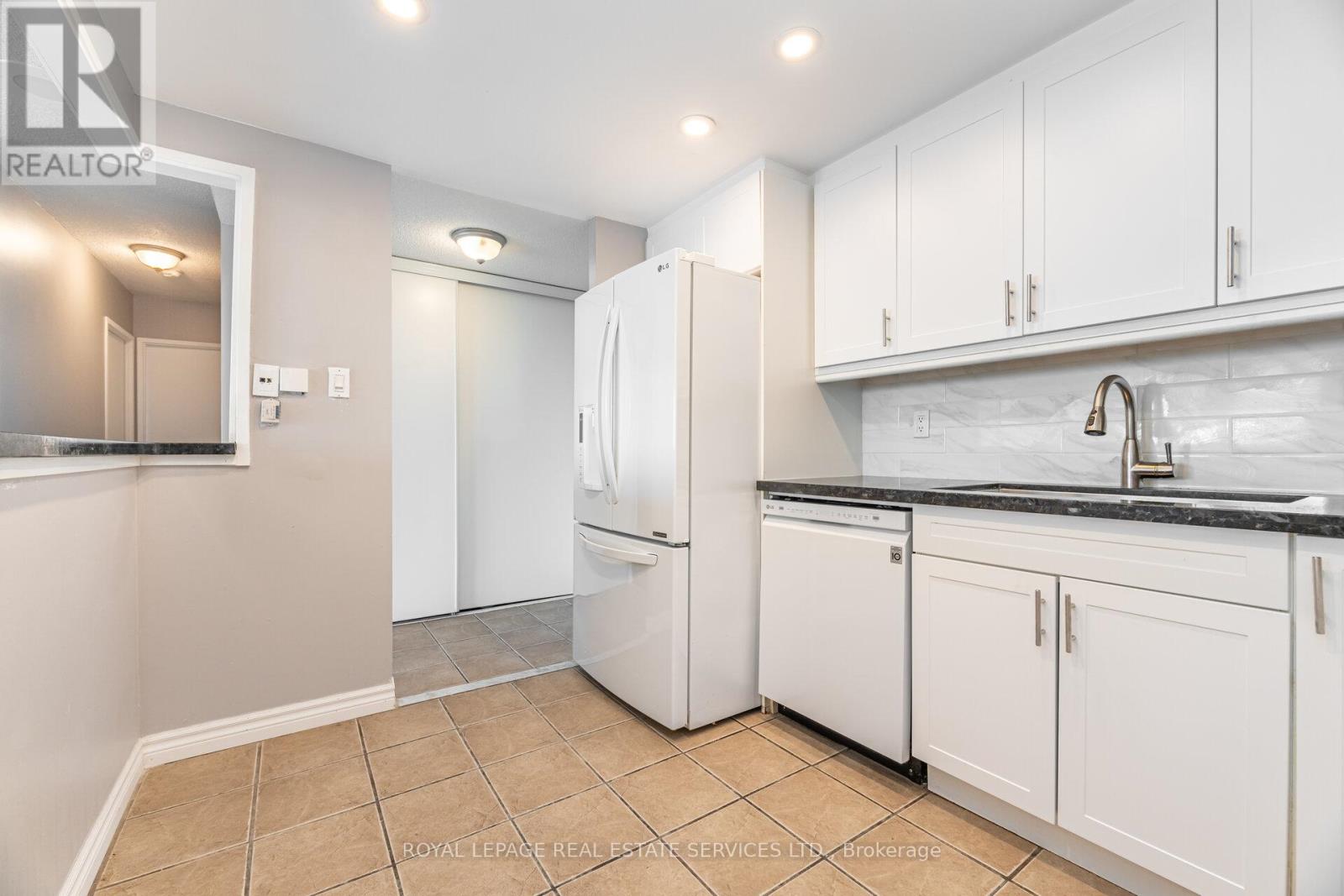 1102 - 20 Dean Park Road, Toronto, Ontario  M1B 3G9 - Photo 10 - E12399517