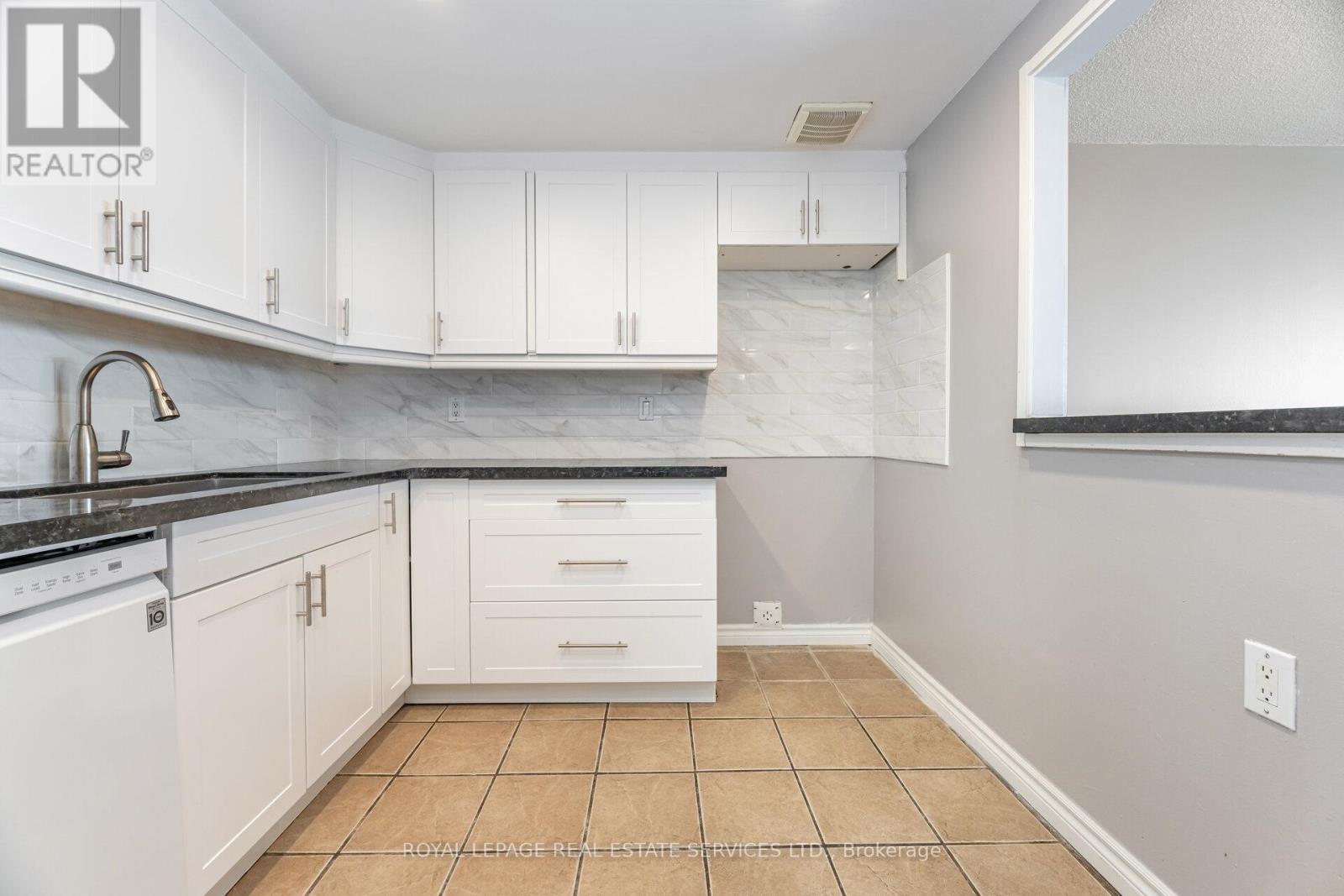 1102 - 20 Dean Park Road, Toronto, Ontario  M1B 3G9 - Photo 8 - E12399517