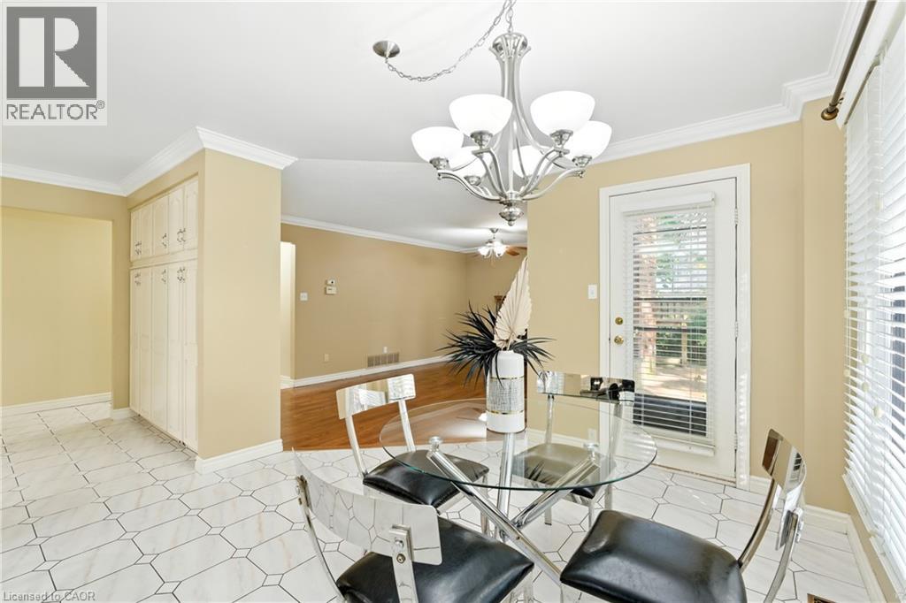 6 Renata Court, Hamilton, Ontario  L9H 6X1 - Photo 18 - 40769176