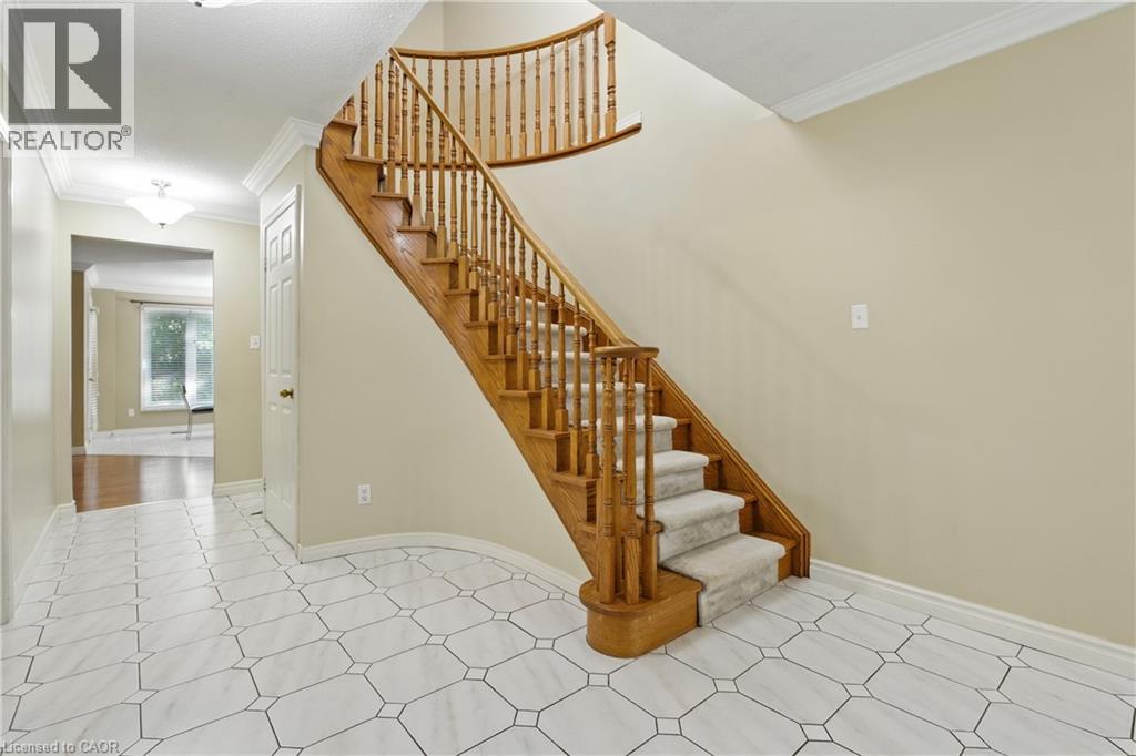 6 Renata Court, Hamilton, Ontario  L9H 6X1 - Photo 26 - 40769176