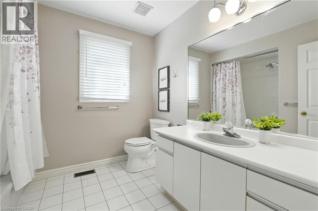 6 Renata Court, Hamilton, Ontario  L9H 6X1 - Photo 41 - 40769176