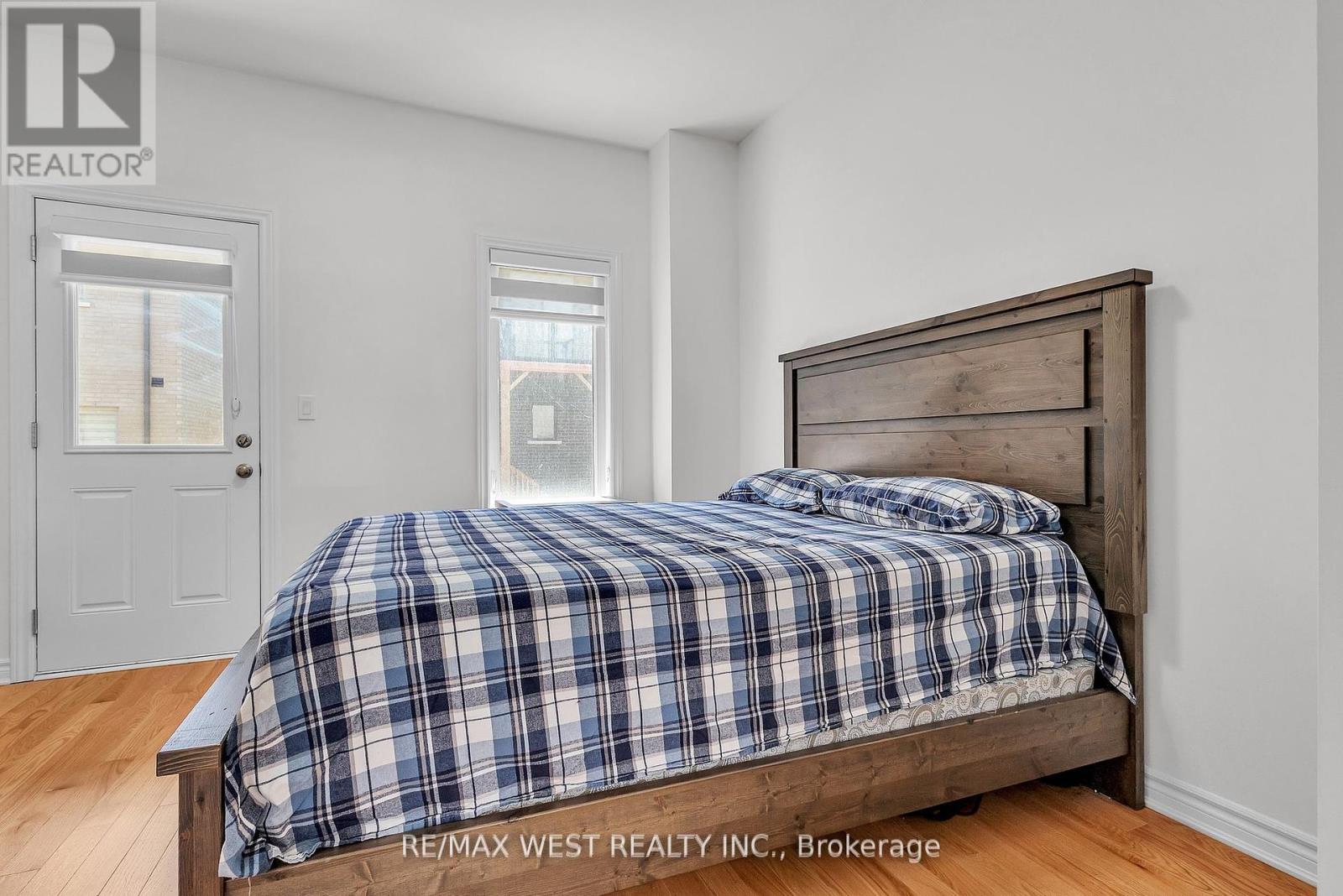 15 Quilico Road N, Vaughan, Ontario  L4H 5H1 - Photo 6 - N12400941
