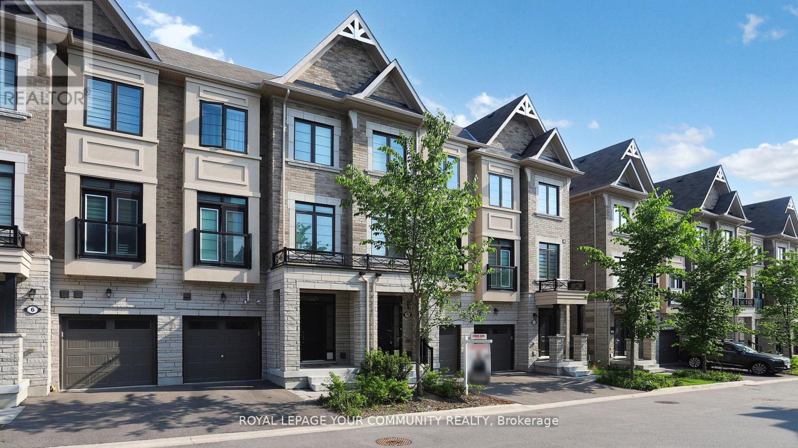 10 WILLIAM ADAMS LANE, Richmond Hill, Ontario