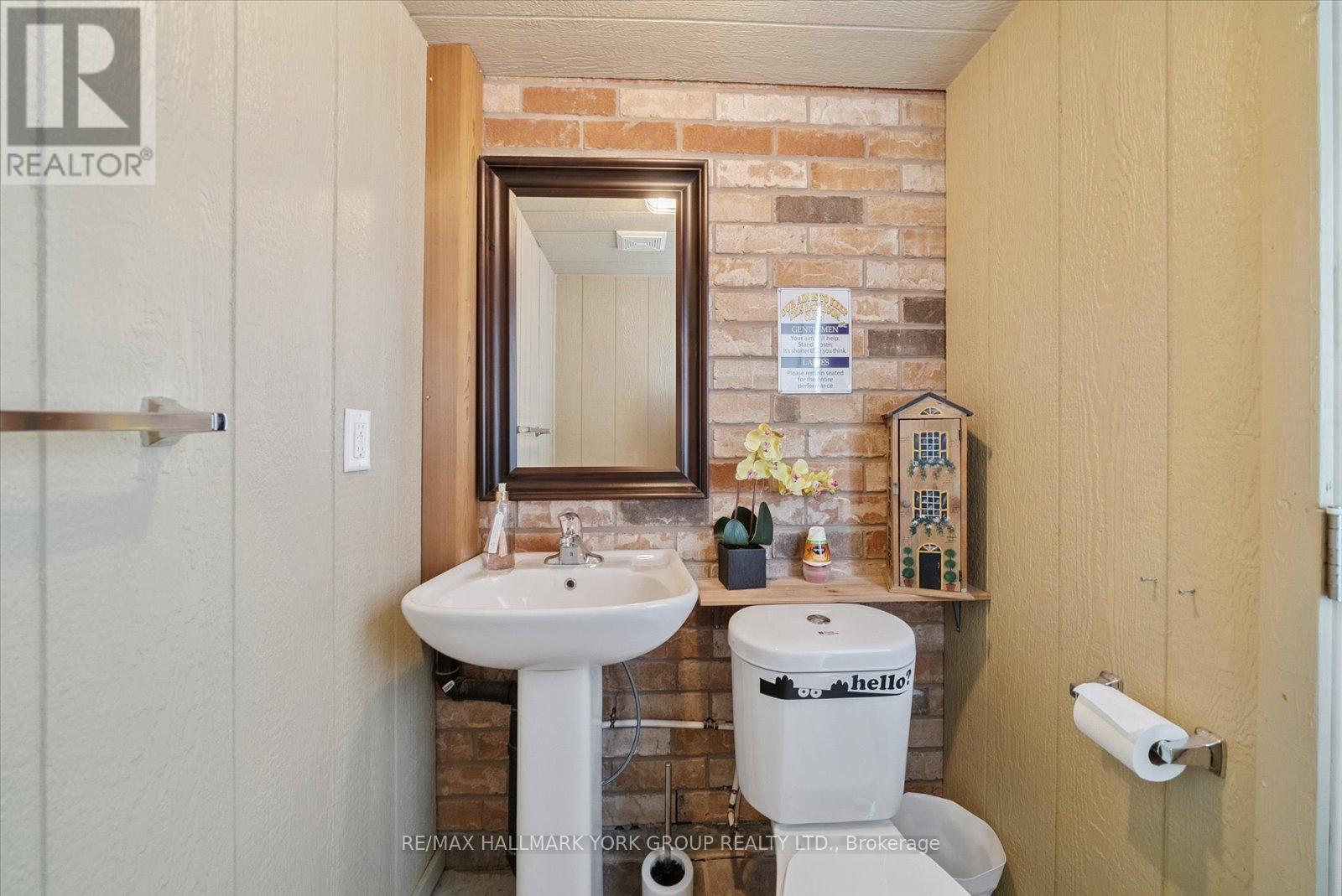254 Meadowhawk Trail, Bradford West Gwillimbury (Bradford), Ontario  L3Z 0E9 - Photo 31 - N12401051
