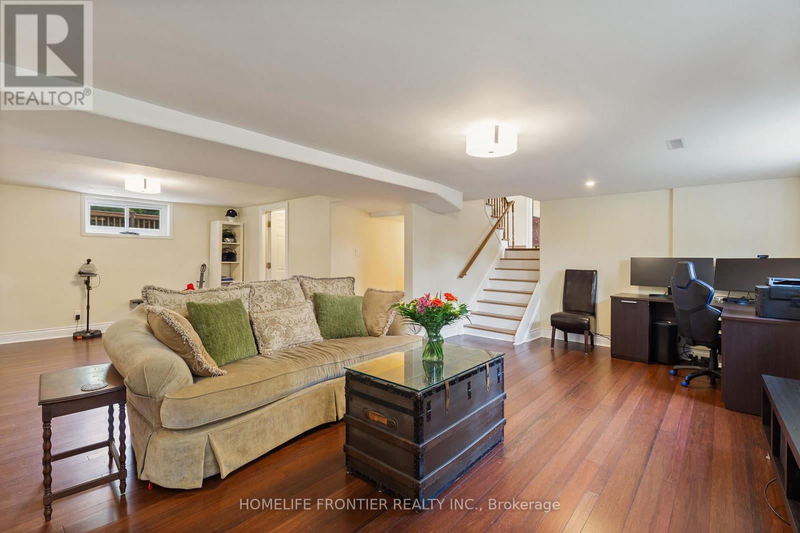 40 Delta Crescent, East Gwillimbury, Ontario  L9N 1G4 - Photo 21 - N12401052