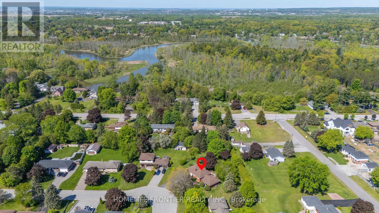 40 Delta Crescent, East Gwillimbury, Ontario  L9N 1G4 - Photo 36 - N12401052