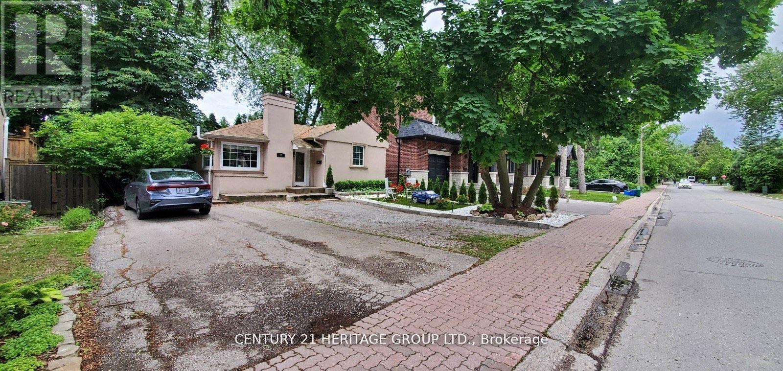 Main - 96 Mill Street, Richmond Hill, Ontario  L4C 4A7 - Photo 2 - N12401063