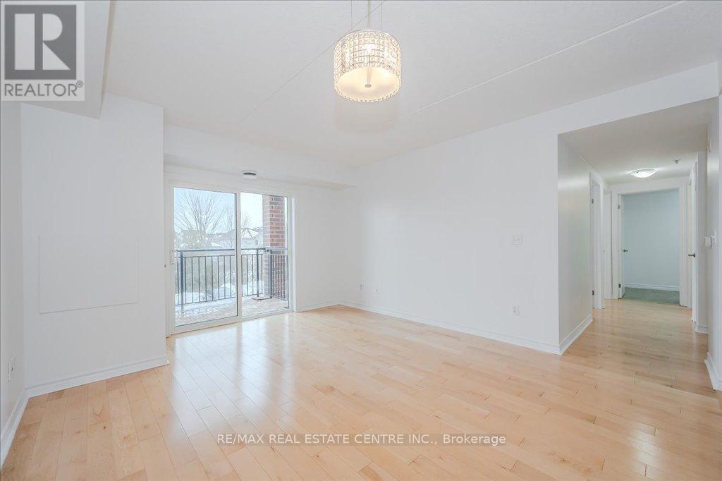 Unknown Address, ,     - Photo 13 - X12392028