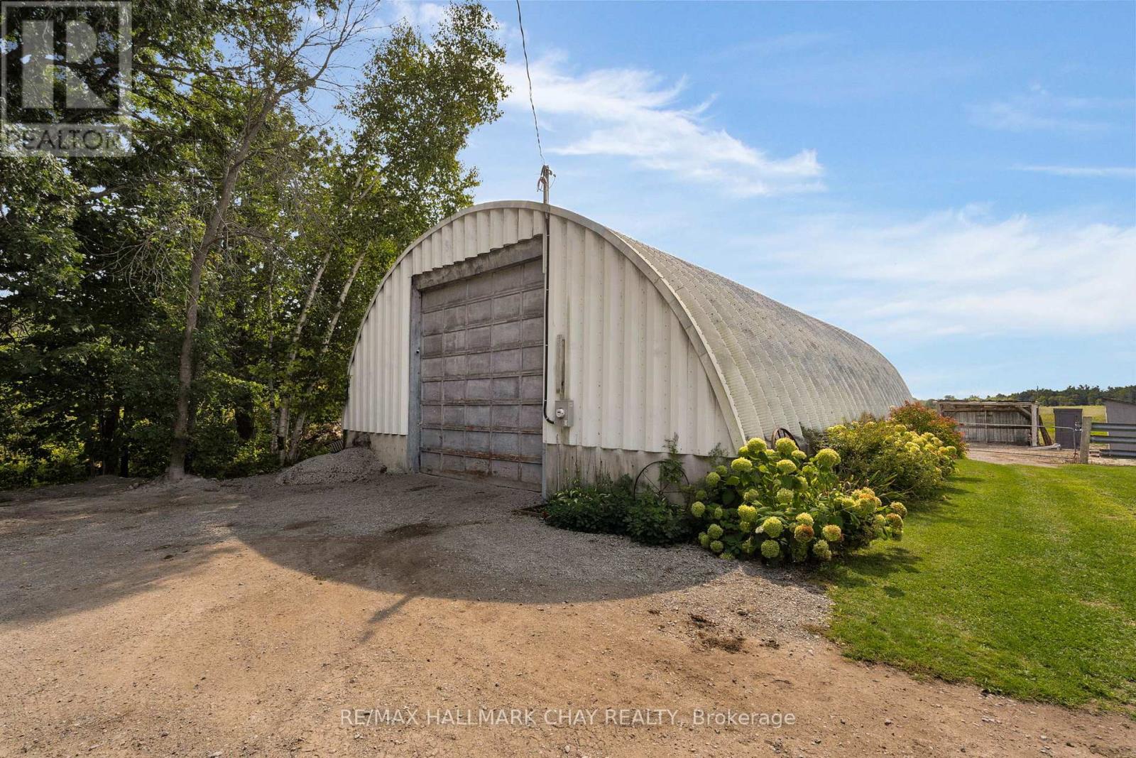 2514 St Amant Road, Severn, Ontario  L0K 2C0 - Photo 26 - S12401066