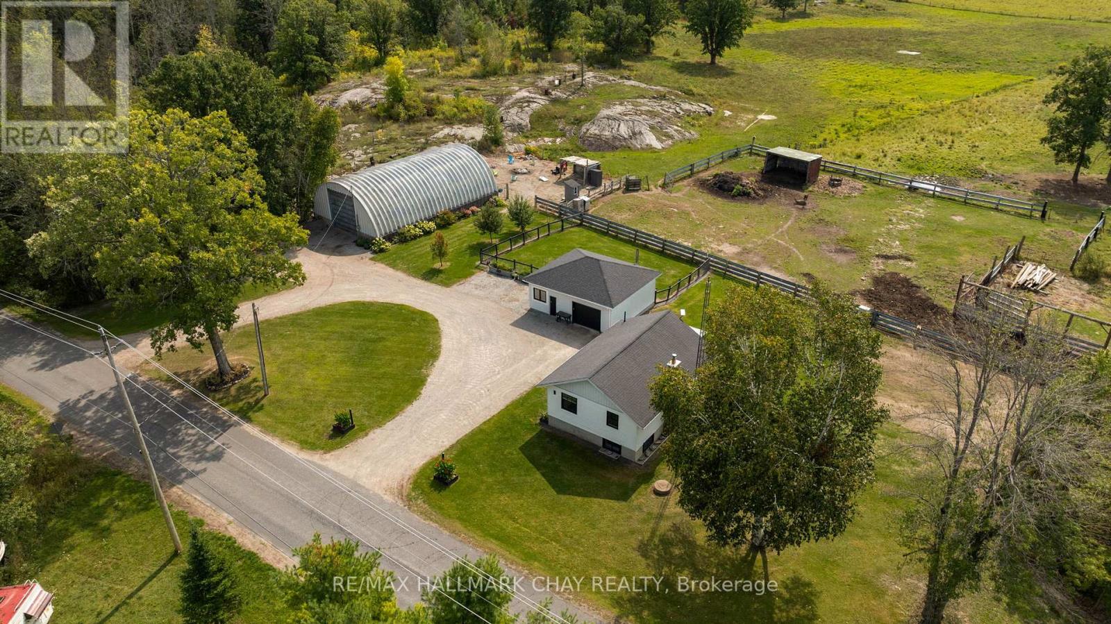 2514 St Amant Road, Severn, Ontario  L0K 2C0 - Photo 34 - S12401066