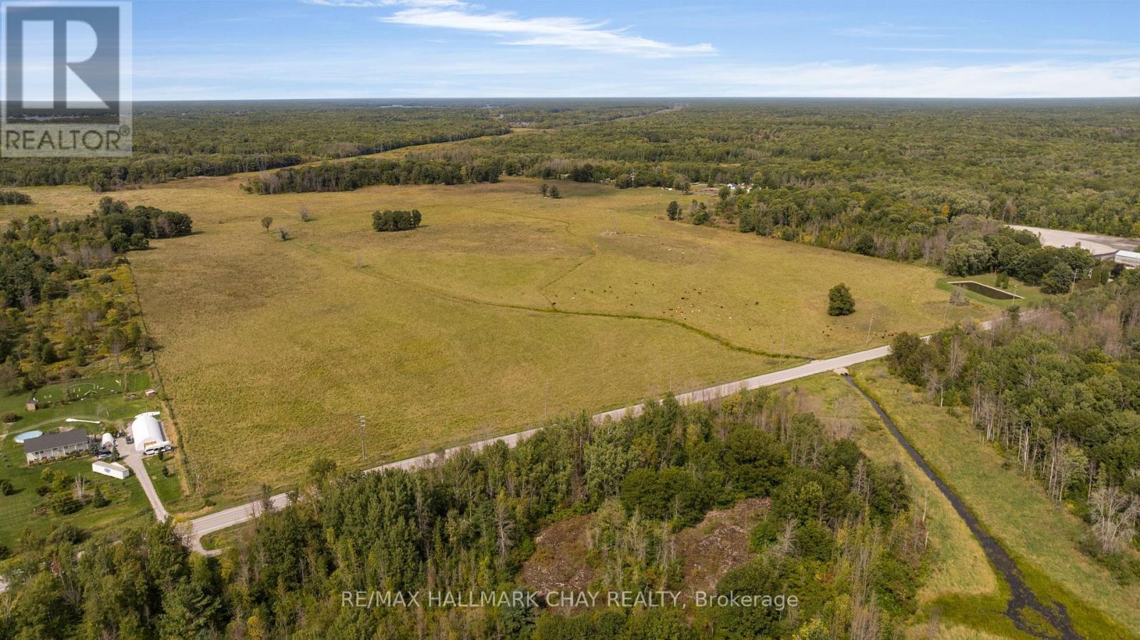 2514 St Amant Road, Severn, Ontario  L0K 2C0 - Photo 39 - S12401066