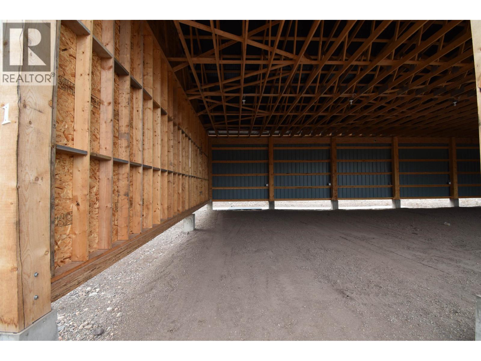 10955 Skillhorn Road, Telkwa, British Columbia  V0J 2X1 - Photo 25 - R3046853