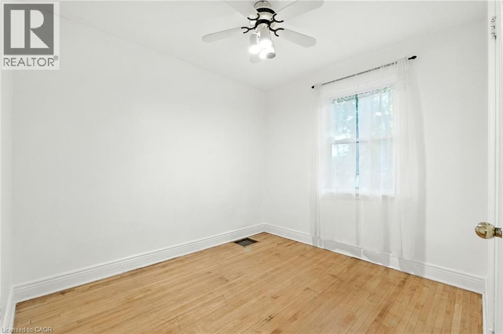 261 East 14th Street, Hamilton, Ontario  L9A 4B8 - Photo 21 - 40769339