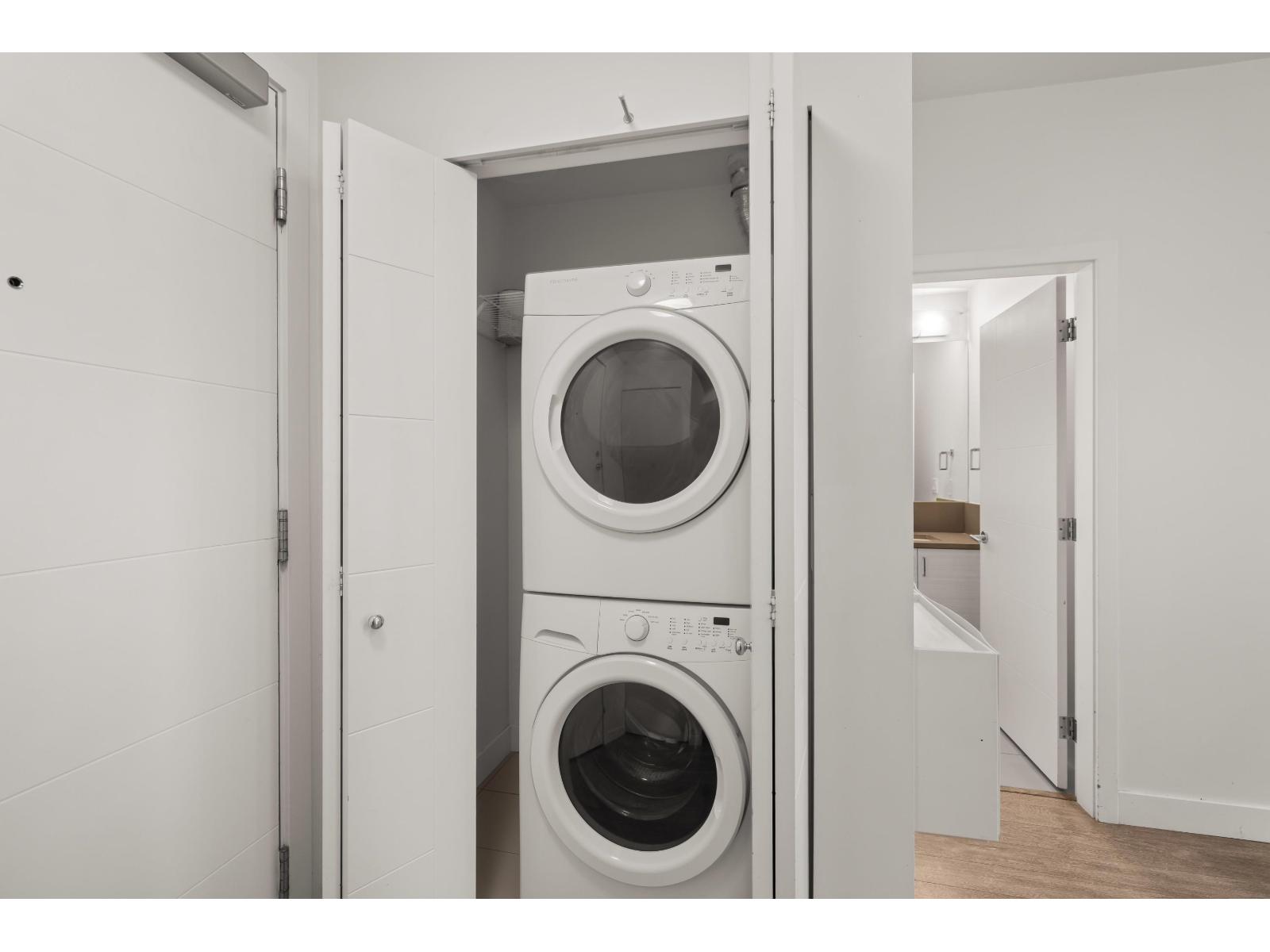 306 13919 Fraser Highway, Surrey, British Columbia  V3T 4E6 - Photo 17 - R3047103