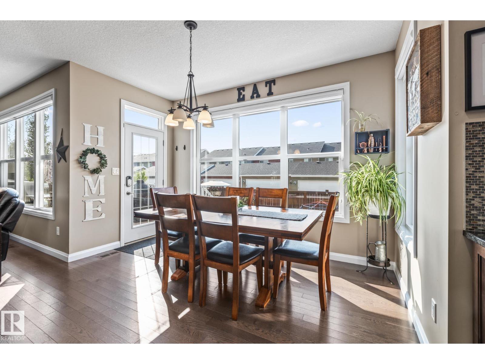 Property at 100 SHEPPARD WY image 3