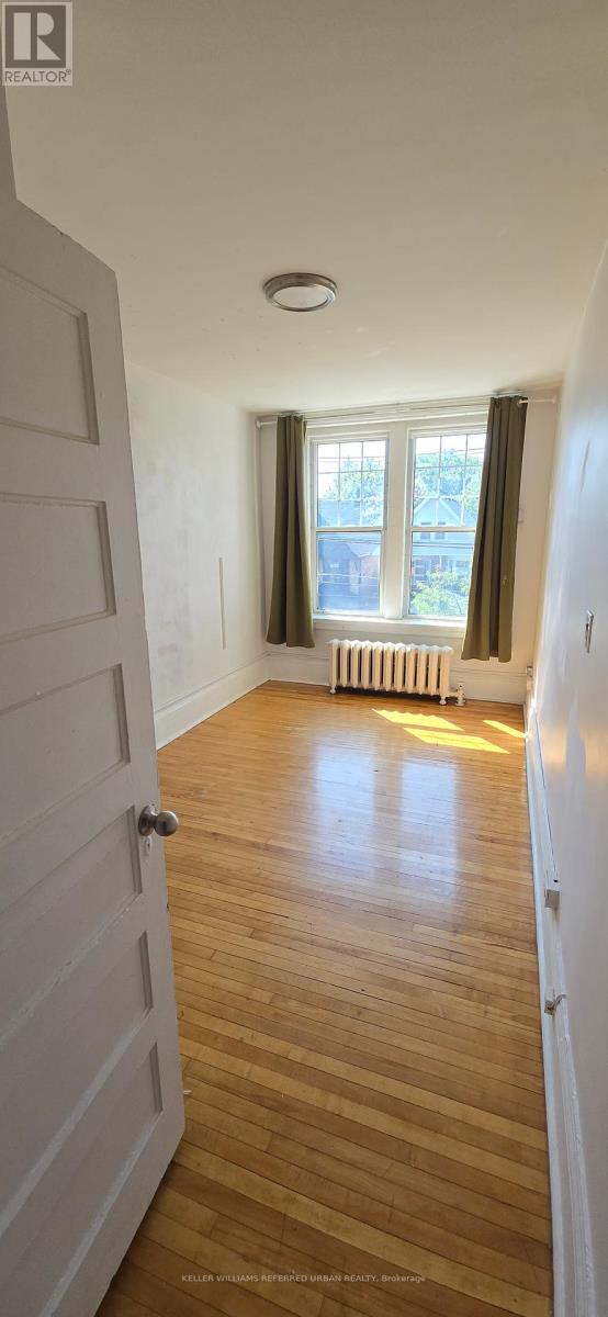 3 - 293 Roncesvalles Avenue, Toronto, Ontario  M6R 2M3 - Photo 5 - W12400928