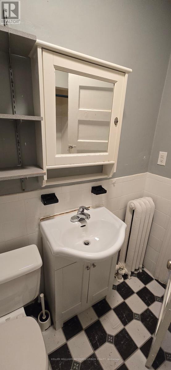 3 - 293 Roncesvalles Avenue, Toronto, Ontario  M6R 2M3 - Photo 7 - W12400928