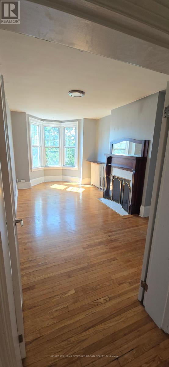 3 - 293 Roncesvalles Avenue, Toronto, Ontario  M6R 2M3 - Photo 8 - W12400928