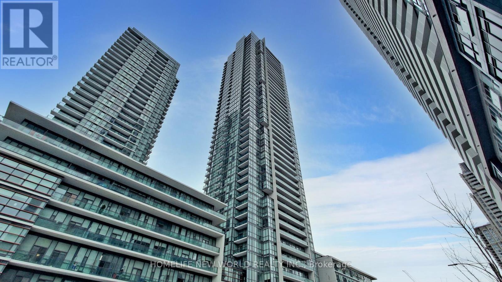 2402 - 4070 Confederation Parkway, Mississauga, Ontario  L5B 0E9 - Photo 3 - W12400943