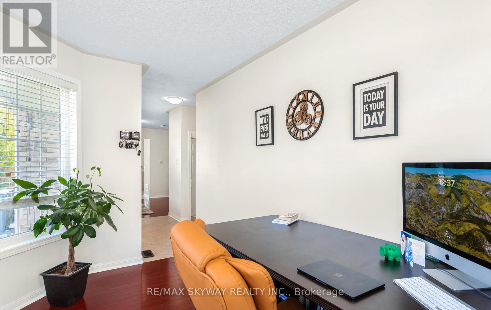 74 Magnificent Court, Brampton, Ontario  L6P 2T2 - Photo 23 - W12400969