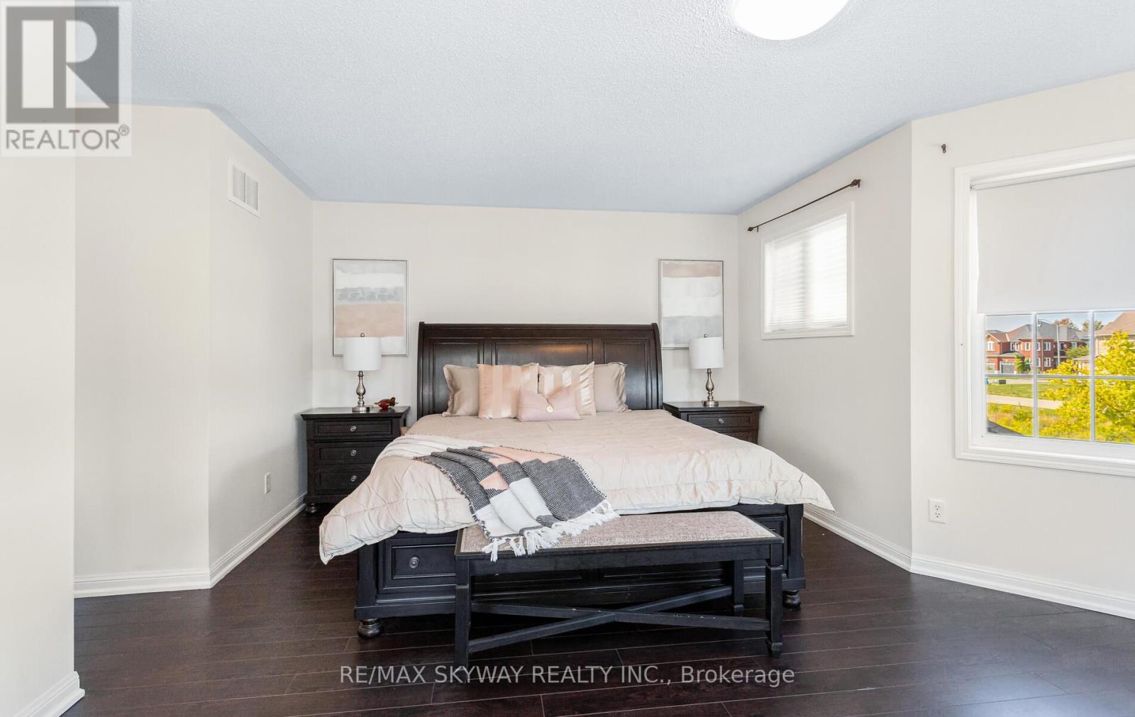 74 Magnificent Court, Brampton, Ontario  L6P 2T2 - Photo 26 - W12400969