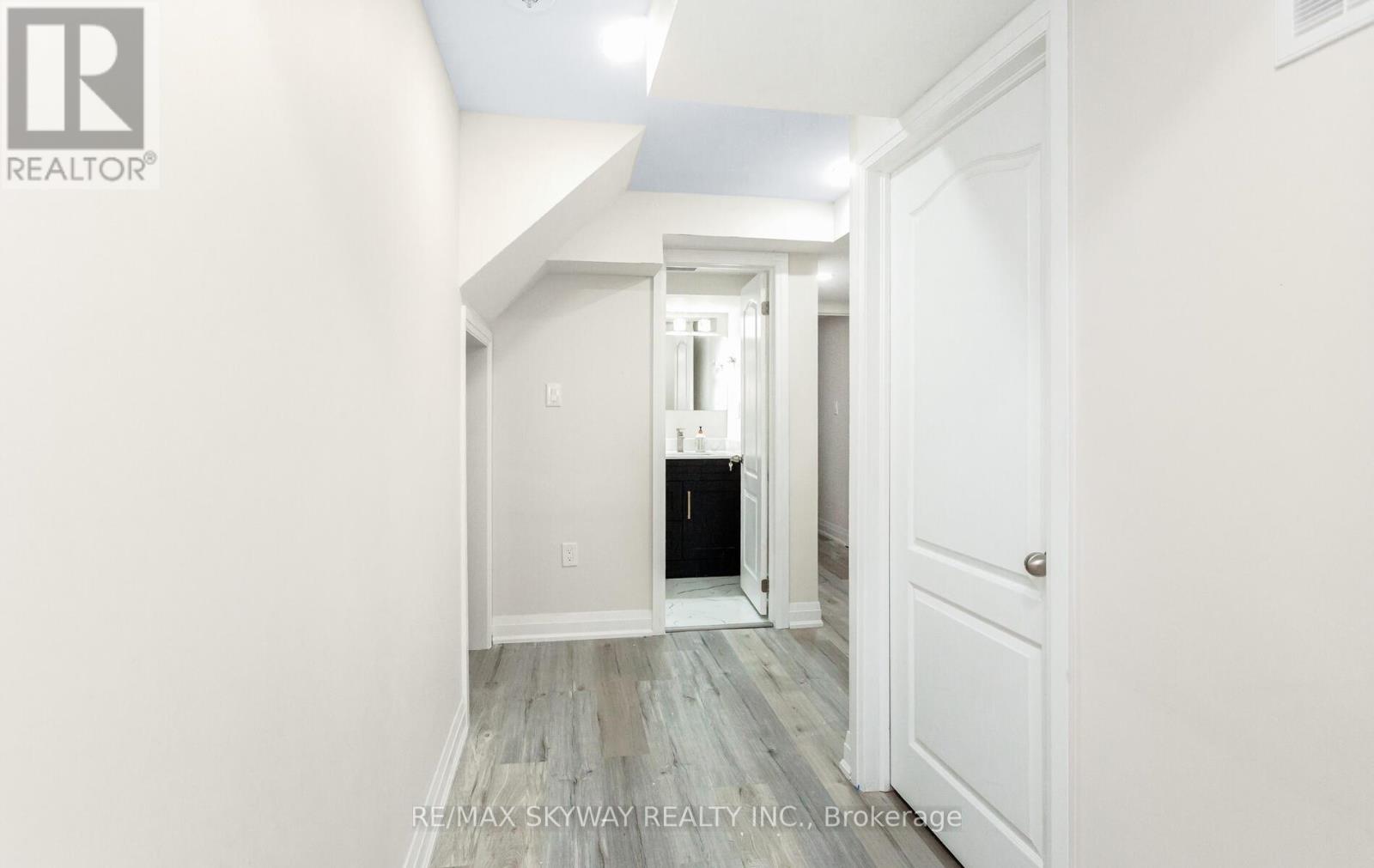 74 Magnificent Court, Brampton, Ontario  L6P 2T2 - Photo 45 - W12400969