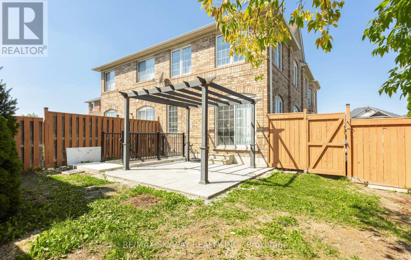 74 Magnificent Court, Brampton, Ontario  L6P 2T2 - Photo 49 - W12400969