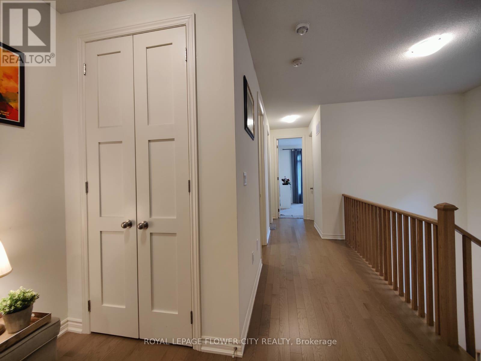 360 Valleyway Drive, Brampton, Ontario  L6S 5S7 - Photo 17 - W12400979